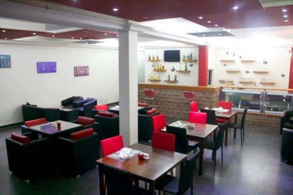 Business Hotel Dakar Exteriör bild