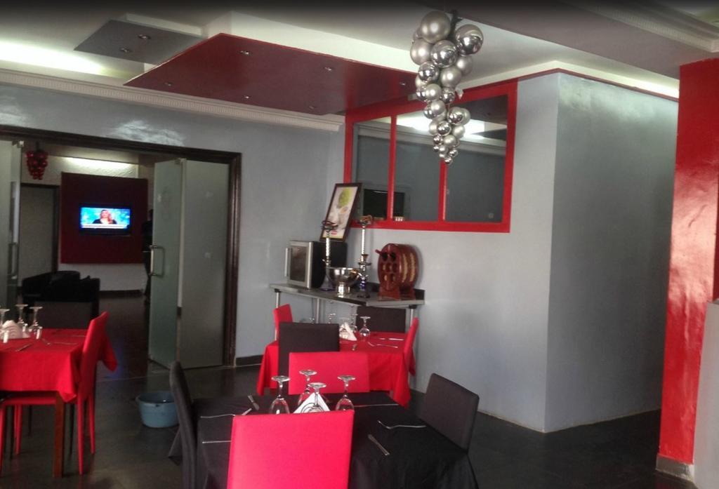 Business Hotel Dakar Exteriör bild